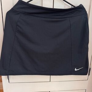 Nike Dri Fit Black Golf Tennis Skort Size Small Built In Shorts Athletic